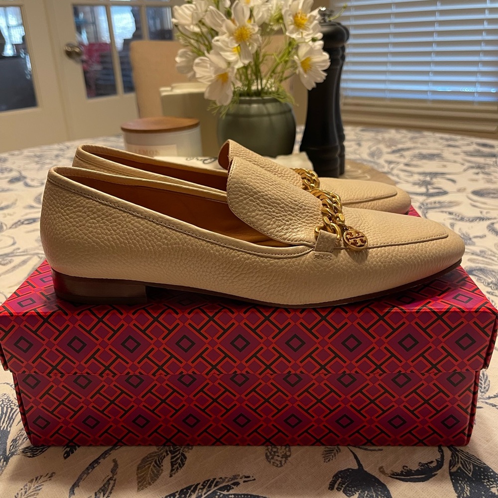 AUTHENTIC Tory Burch Mini Benton Loafers